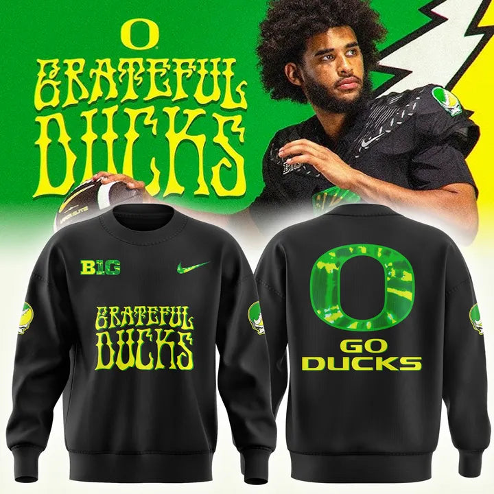 .Special Edition GDucks Sweater
