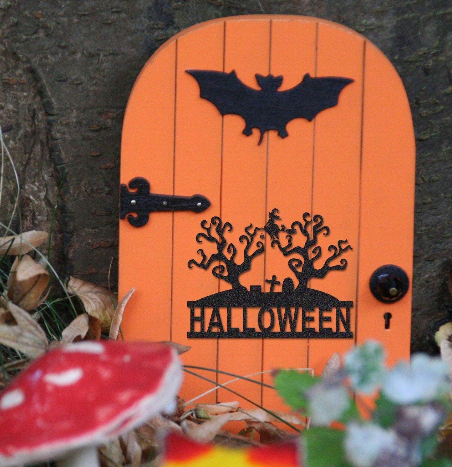 Witch Metal Sign,Halloween Gift,Grave Halloween Sign,Halloween Door Decor,Witch Halloween Decor,Witch on a broom wall art,Door Hanger