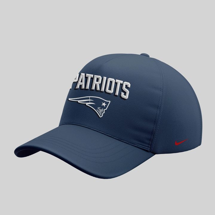 Special Edition New England Patriots zip hoodie 𝙍𝙞𝙫𝙖𝙡𝙧𝙞𝙚𝙨. For fans in 2025